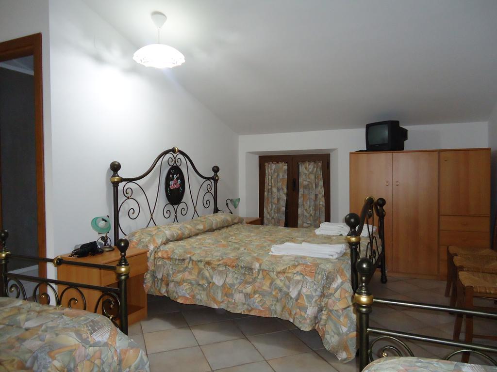 Agriturismo Grisciano Accumoli Oda fotoğraf