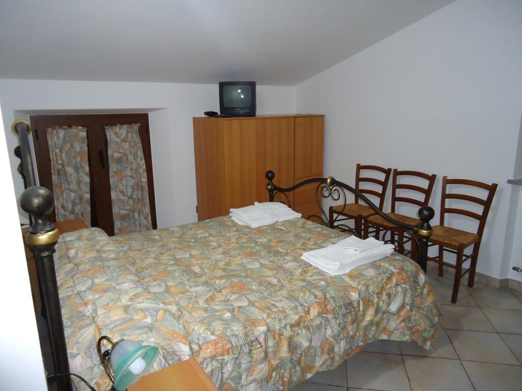 Agriturismo Grisciano Accumoli Oda fotoğraf